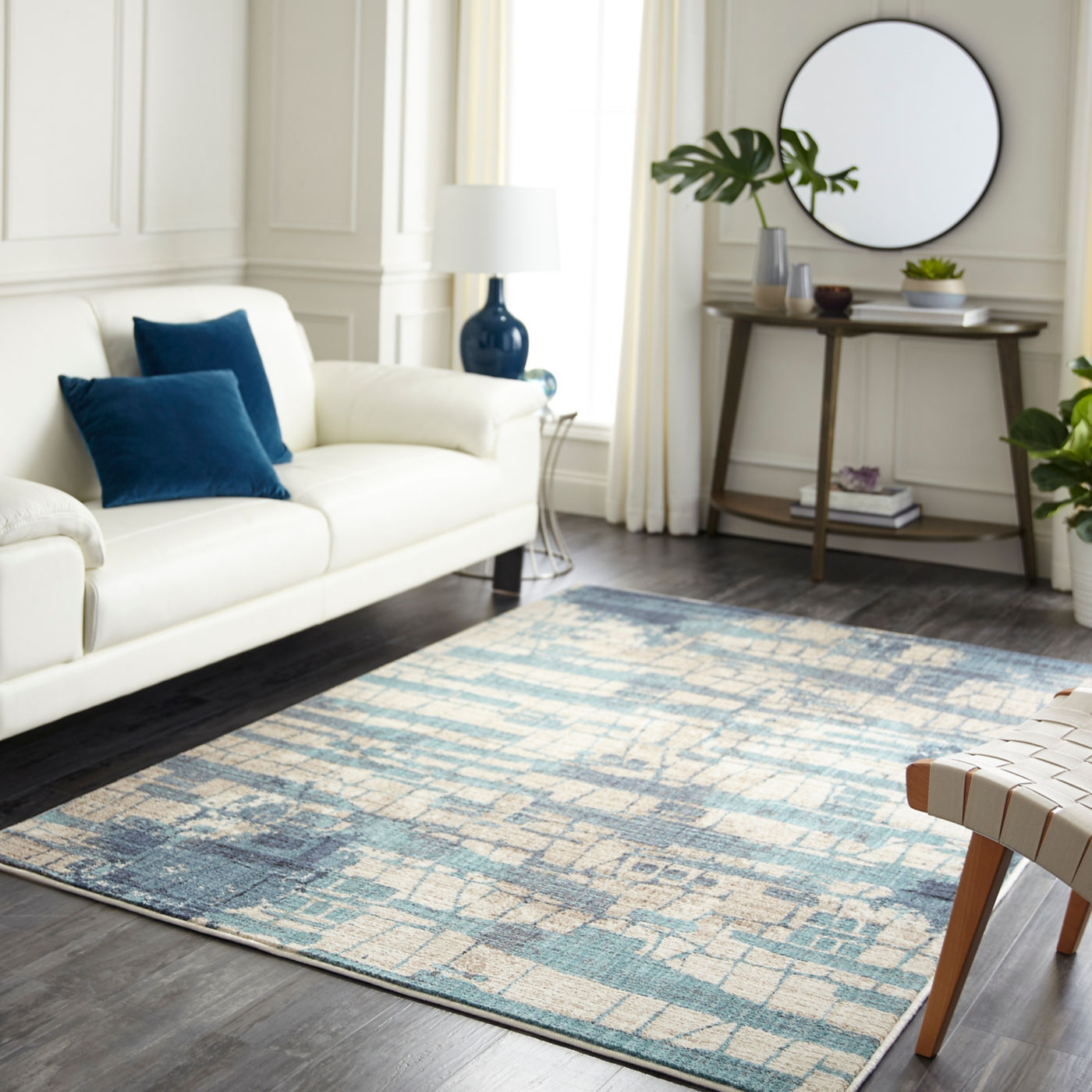 How to Clean an Area Rug on Hardwood